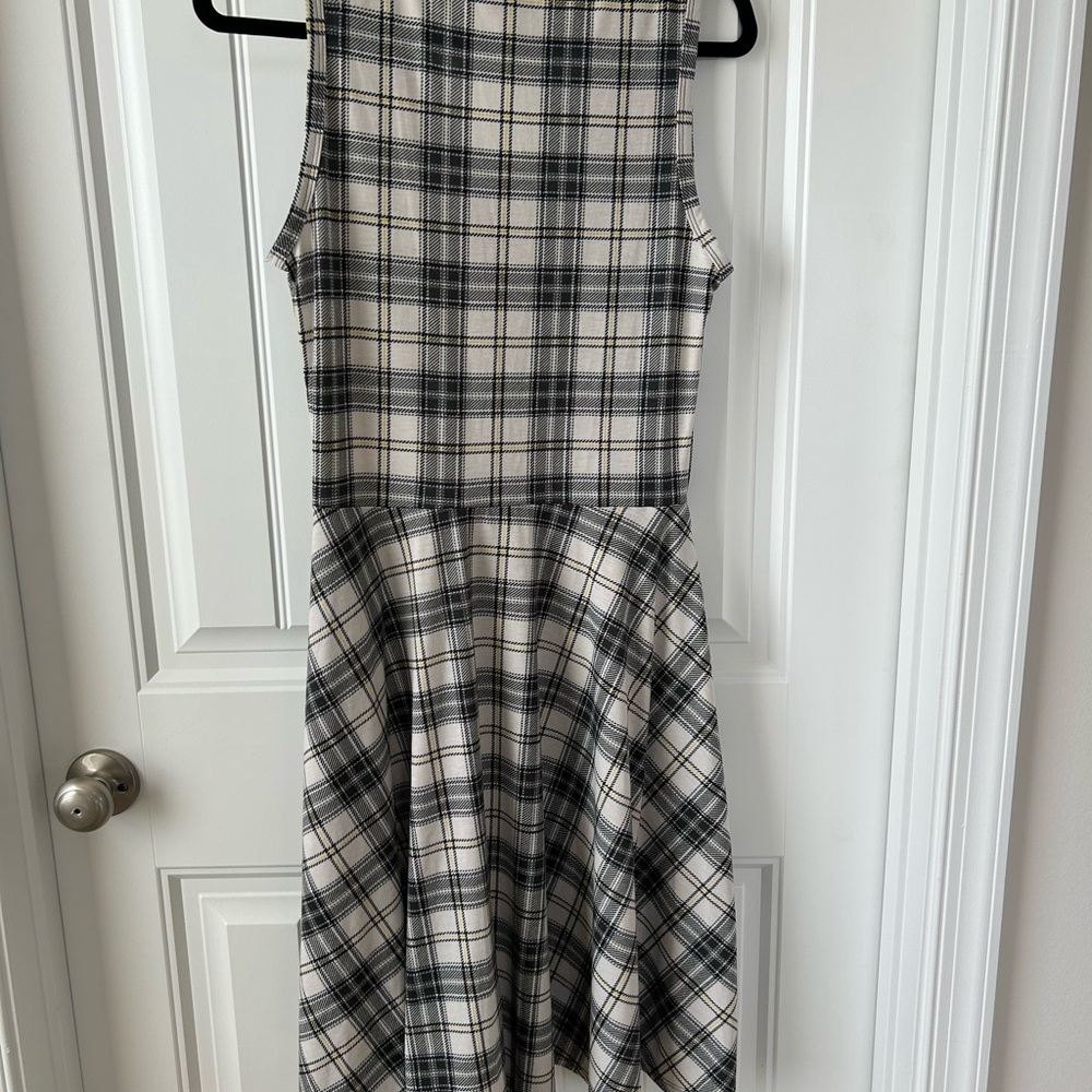 LuLaRoe Gray Plaid Dress - Picture 2 of 4